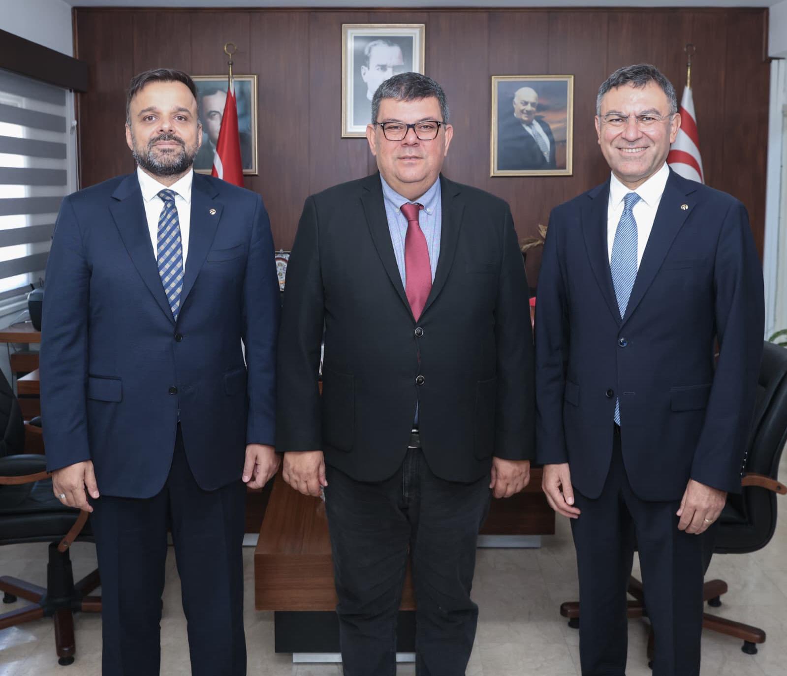 MALİYE BAKANI BEROVA’YA TURKCELL HEYETİNDEN NEZAKET ZİYARETİ